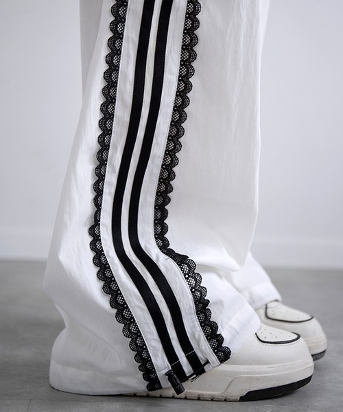 HALEY PESCA(ヘーリーペスカ)の「HALEY PESCA/レースライン トラックパンツ(その他パンツ・レディース・ホワイト/ブラック・MEDIUM/SMALL)」の7枚目の写真