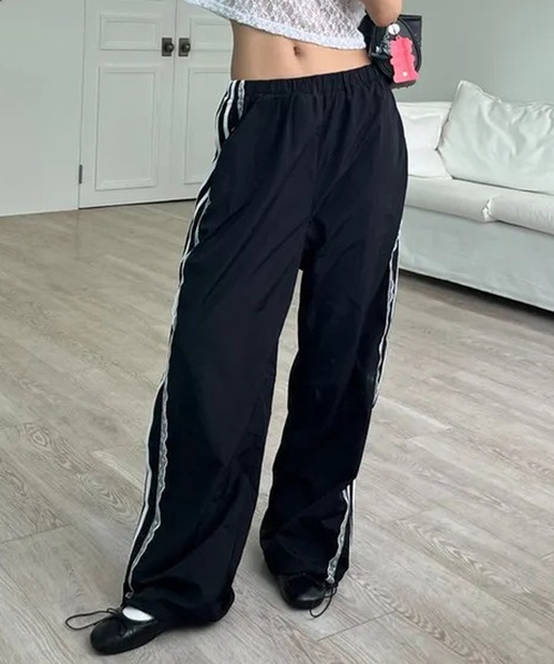 HALEY PESCA(ヘーリーペスカ)の「HALEY PESCA/レースライン トラックパンツ(その他パンツ・レディース・ホワイト/ブラック・MEDIUM/SMALL)」の13枚目の写真