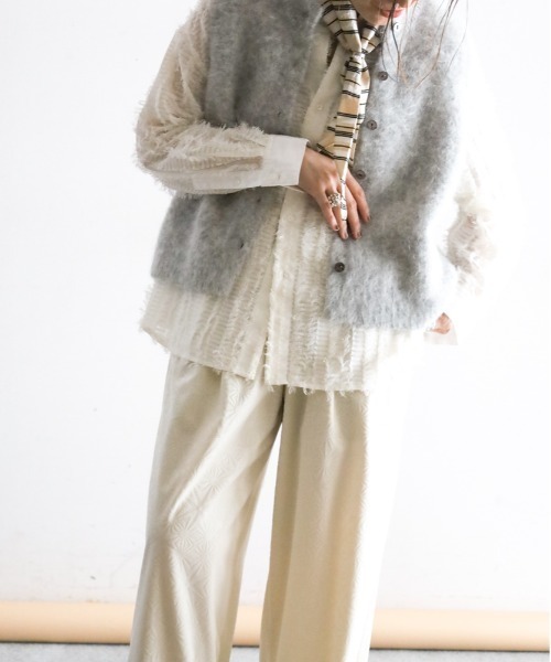 NOMBRE IMPAIR（ノンブルアンペール）の「アルパカシャギー ハイネック