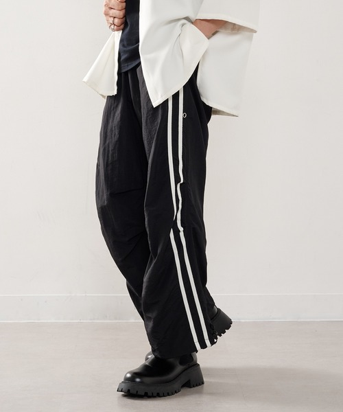 HAUS(ハウス)の「【HAUS】バレルレッグナイロントラック ABS22172(その他パンツ・メンズ・グレー/ブラック・L/M)」の7枚目の写真