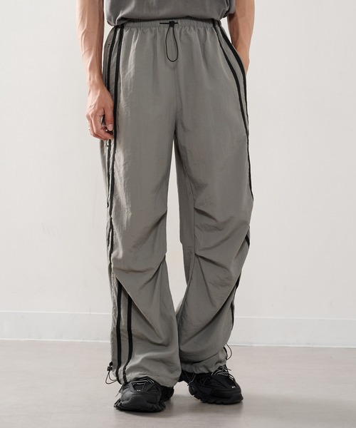 HAUS(ハウス)の「【HAUS】バレルレッグナイロントラック ABS22172(その他パンツ・メンズ・グレー/ブラック・L/M)」の11枚目の写真