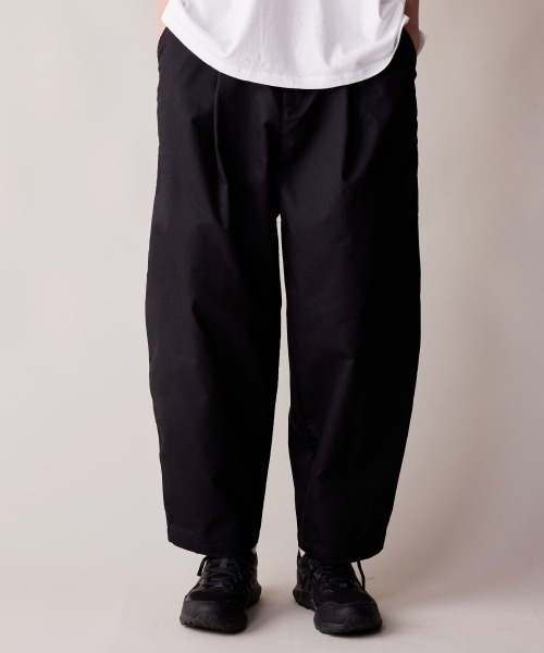 rehacer（レアセル）の「rehacer : Solotex Deep Barrel Pants / ソロテックス ディープ バレル パンツ（チノパンツ・メンズ・オリーブ/ブラック/ネイビー・SMALL/MEDIUM/LARGE）」の2枚目の写真