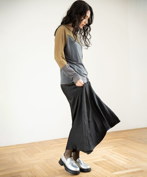 OSMOSIS（オズモーシス）の「メロー切替長袖Tシャツ（Tシャツ/カットソー・レディース・ブラック系その他/マルチ/グレー系その他/グリーン系その他・ONE SIZE）」の12枚目の写真