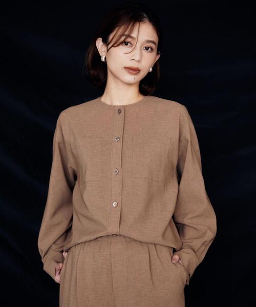 UNTITLED（アンタイトル）の「【秋も着られる/セットアップ可】リラククールシャツ（シャツ/ブラウス・レディース・ブラック/ブラウン系/チャコールグレー・50/48/44/04/02/00）」の3枚目の写真