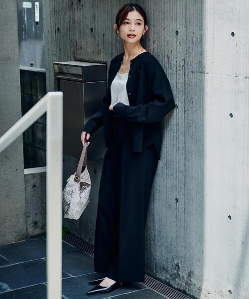 UNTITLED（アンタイトル）の「【秋も着られる/セットアップ可】リラククールシャツ（シャツ/ブラウス・レディース・ブラック/ブラウン系/チャコールグレー・50/48/44/04/02/00）」の13枚目の写真