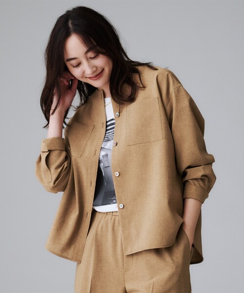 UNTITLED（アンタイトル）の「【秋も着られる/セットアップ可】リラククールシャツ（シャツ/ブラウス・レディース・ブラック/ブラウン系/チャコールグレー・50/48/44/04/02/00）」の22枚目の写真