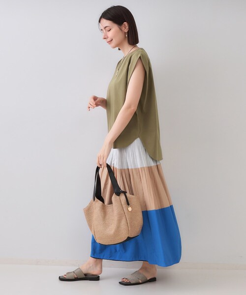 OPAQUE.CLIP（オペークドットクリップ）の「ボクシーノースリーブカットソー【洗濯機洗い可】（Tシャツ/カットソー・レディース・ブラック/カーキ/ホワイト・38/40）」の21枚目の写真