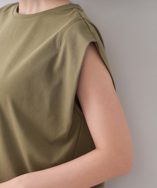 OPAQUE.CLIP（オペークドットクリップ）の「ボクシーノースリーブカットソー【洗濯機洗い可】（Tシャツ/カットソー・レディース・ブラック/カーキ/ホワイト・38/40）」の14枚目の写真