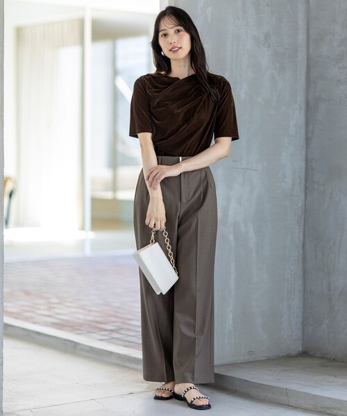 ANY SIS（エニィスィス）の「ウーステッドエステル ワイドパンツ（その他パンツ・レディース・グレー系/イエロー系/ネイビー系・LARGE/MEDIUM/SMALL）」の4枚目の写真