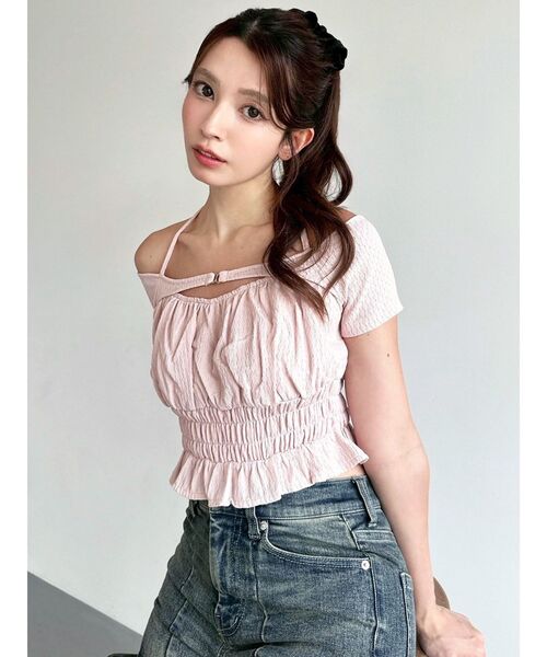 RESEXXY(リゼクシー)の「フリルデザイカットトップス(Tシャツ/カットソー・レディース・チャコールグレー/ホワイト/ピンク・FREE)」の4枚目の写真