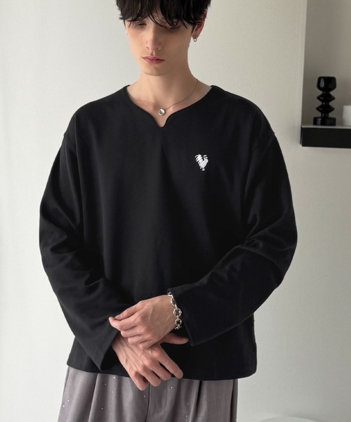 Classical Origin(クラシカルオリジン)の「「韓国トレンド。」ポンチ素材Vネック胸刺繍Tシャツ/Soft Ponte V-Neck T-Shirt(Tシャツ/カットソー・メンズ・ブラック/ホワイト・SMALL/MEDIUM/LARGE)」の10枚目の写真