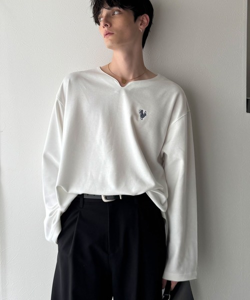 Classical Origin(クラシカルオリジン)の「「韓国トレンド。」ポンチ素材Vネック胸刺繍Tシャツ/Soft Ponte V-Neck T-Shirt(Tシャツ/カットソー・メンズ・ブラック/ホワイト・SMALL/MEDIUM/LARGE)」の7枚目の写真