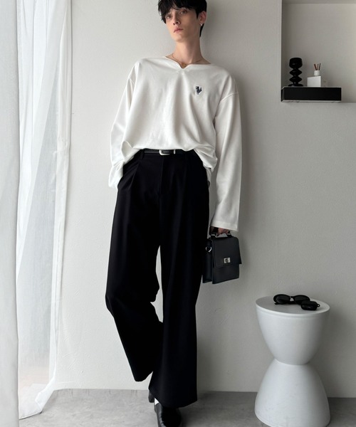Classical Origin(クラシカルオリジン)の「「韓国トレンド。」ポンチ素材Vネック胸刺繍Tシャツ/Soft Ponte V-Neck T-Shirt(Tシャツ/カットソー・メンズ・ブラック/ホワイト・SMALL/MEDIUM/LARGE)」の8枚目の写真