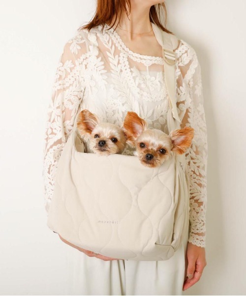 moncheri(モンシェリ)の「キルティングコンパクトスリングバッグ【収納・飛び出し防止リード付・長さ調節可能・6㎏まで対応】(ペット用キャリーケース・レディース・ベージュ・FREE)」の17枚目の写真