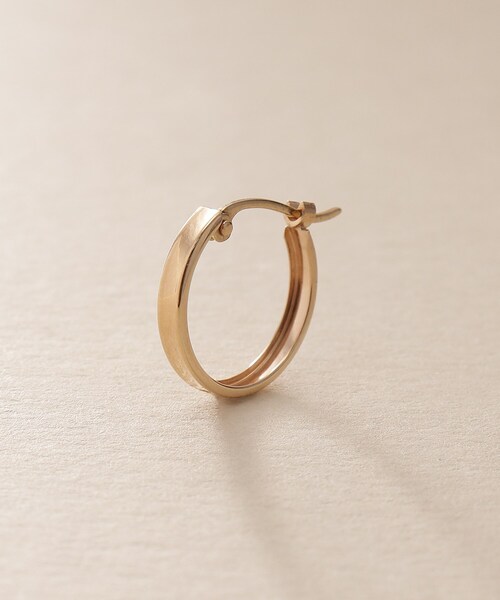 COCOSHNIK ONKITSCH（ココシュニックオンキッチュ）の「K10プレーンフープピアス（ピアス（両耳用）・レディース・イエローゴールド・00）」の7枚目の写真