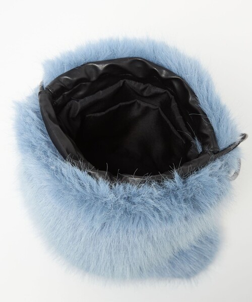 UNITED ARROWS（ユナイテッドアローズ）の「フェイクファー ドロストバッグ（ショルダーバッグ・レディース・ダークグレー/ライトブルー・FREE）」の21枚目の写真