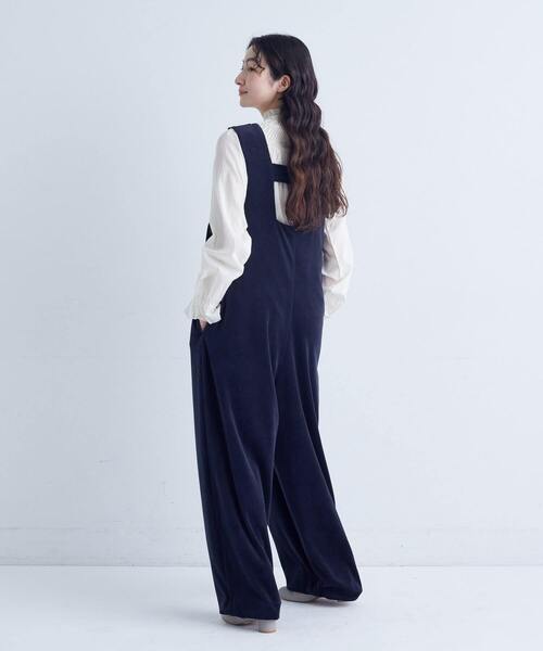conges payes ADIEU TRISTESSE（コンジェ ペイエ アデュートリステス）の「Vネックオーバーオール（サロペット/オーバーオール・レディース・カーキ/ネイビー・38）」の17枚目の写真