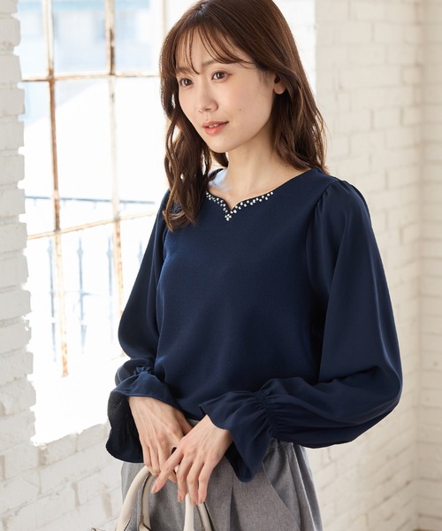 Honeys(ハニーズ)の「ビジュー付ハートネック(Tシャツ/カットソー・レディース・ネイビー/アイボリー/ライトグレー/ボルドー・S/M/LL/L/3L)」の12枚目の写真