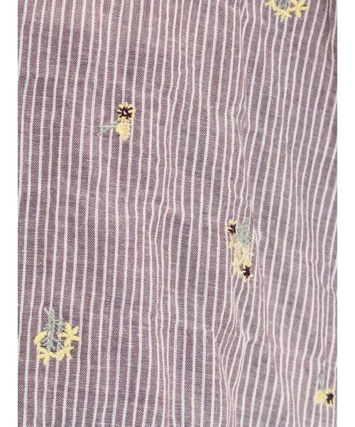 Samansa Mos2（サマンサ モスモス）の「ストライプ総花柄刺繍バンドカラーシャツ（シャツ/ブラウス・レディース・ブルー/グリーン/パープル/レッド・F）」の5枚目の写真