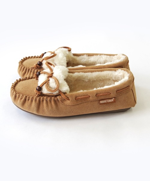 Minnetonka（ミネトンカ）の「MINNETONKA（ミネトンカ） / ウッドビーズ ボアモカシンシューズ KYRA SLIPPER（モカシン/デッキシューズ・レディース・ブラック/チャコールグレー/ベージュ・5/6/7/8/9）」の8枚目の写真