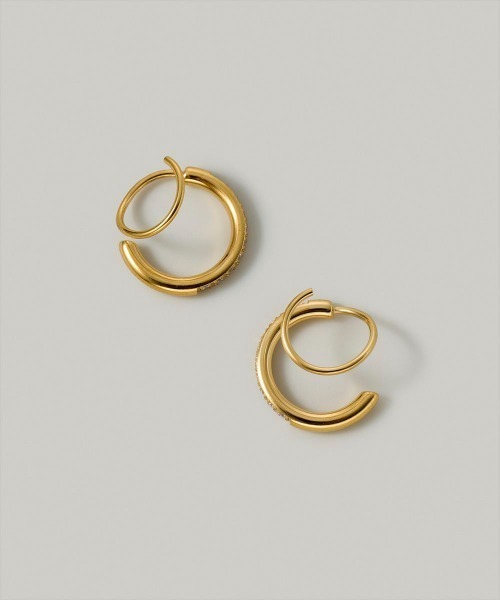 Jolie Toujours(ジョリトゥジュール)の「【汗や水に強い】〈ステンレス〉CZダブルサークルピアス(ピアス(両耳用)・レディース・シルバー/ゴールド・FREE)」の4枚目の写真
