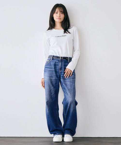 Calvin Klein（カルバン・クライン）の「ロングスリーブ スタンダード ロゴスリムTシャツ（Tシャツ/カットソー・レディース・ブラック/ホワイト/ホワイト系その他・S/XS/M）」の15枚目の写真