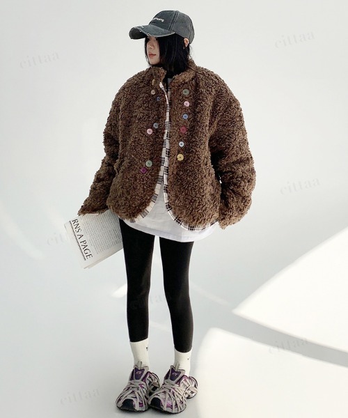 Dalfwin(ダールフィン)の「韓国ファッション ランダムボタンチェックラインプードルコート(その他アウター・レディース・ダークブラウン・FREE)」の12枚目の写真