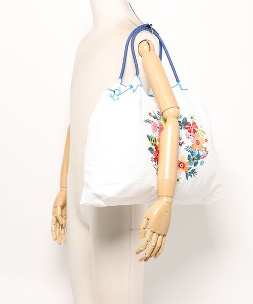 MAZEMAZE(マゼマゼ)の「8begin bag(Lサイズ)(トートバッグ・レディース・ベージュ/イエロー/インディゴブルー/パープル/オレンジ/ホワイト/ホワイト系その他/ブラック/ブルー/ナチュラル・FREE)」の14枚目の写真