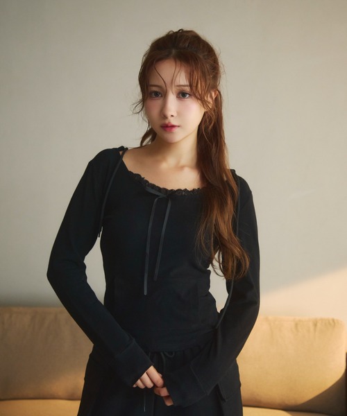 TITTY&CO.（ティティーアンドコー）の「フード付きリボントップス（Tシャツ/カットソー・レディース・ホワイト/ブラック/グレー・FREE）」の3枚目の写真