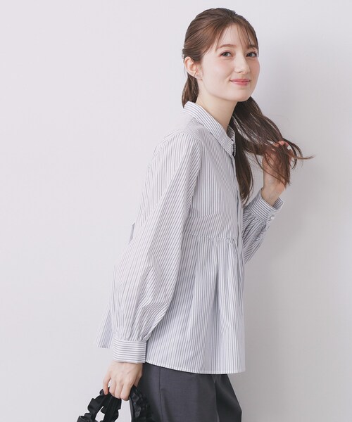 index（インデックス）の「ラメストライプ衿付きペプラムブラウス【洗濯機OK/イージーアイロン/防シワ】《6col》（シャツ/ブラウス・レディース・オフホワイト/ネイビー系5/ブラウン系その他3/サックスブルー系2/ホワイト系9/グリーン系3・40/42/38/36）」の10枚目の写真