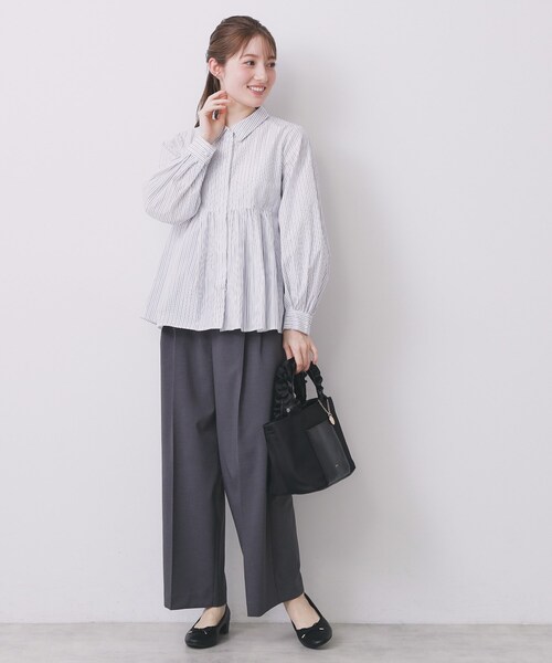 index（インデックス）の「ラメストライプ衿付きペプラムブラウス【洗濯機OK/イージーアイロン/防シワ】《6col》（シャツ/ブラウス・レディース・オフホワイト/ネイビー系5/ブラウン系その他3/サックスブルー系2/ホワイト系9/グリーン系3・40/42/38/36）」の11枚目の写真