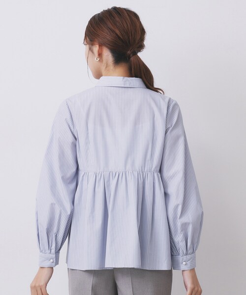 index（インデックス）の「ラメストライプ衿付きペプラムブラウス【洗濯機OK/イージーアイロン/防シワ】《6col》（シャツ/ブラウス・レディース・オフホワイト/ネイビー系5/ブラウン系その他3/サックスブルー系2/ホワイト系9/グリーン系3・40/42/38/36）」の20枚目の写真