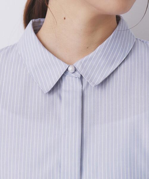 index（インデックス）の「ラメストライプ衿付きペプラムブラウス【洗濯機OK/イージーアイロン/防シワ】《6col》（シャツ/ブラウス・レディース・オフホワイト/ネイビー系5/ブラウン系その他3/サックスブルー系2/ホワイト系9/グリーン系3・40/42/38/36）」の21枚目の写真