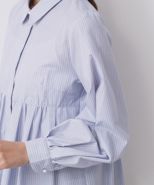 index（インデックス）の「ラメストライプ衿付きペプラムブラウス【洗濯機OK/イージーアイロン/防シワ】《6col》（シャツ/ブラウス・レディース・オフホワイト/ネイビー系5/ブラウン系その他3/サックスブルー系2/ホワイト系9/グリーン系3・40/42/38/36）」の22枚目の写真