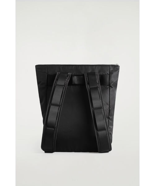 パシュート バックパック - ナイロン（バックパック/リュック）｜COS