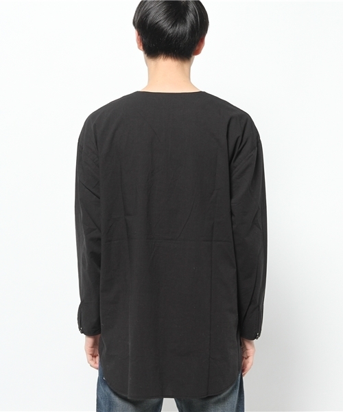 OUTLET(アウトレット)の「【WHO'S WHO gallery】GGキーネックシャツ(シャツ/ブラウス・メンズ・ブラック/オリーブ・MEDIUM/LARGE)」の6枚目の写真