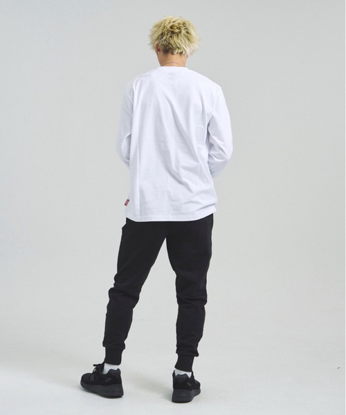 PARIS SAINT-GERMAIN(パリサンジェルマン)の「PSG_メタリックロゴ-LSTEE(Tシャツ/カットソー・メンズ・ホワイト/ブラック・L/XL/M)」の18枚目の写真
