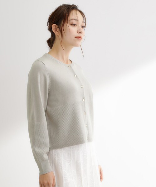 grove(グローブ)の「【毛玉軽減/洗える】編地切替カーディガン(カーディガン/ボレロ・レディース・ブラック/カーキ/オフホワイト/ライトグレー系9/オレンジ・02/03/01/04/05)」の7枚目の写真