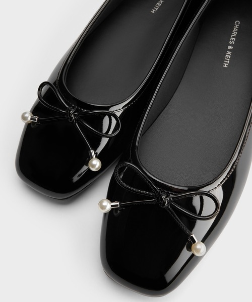 CHARLES & KEITH(チャールズ & キース)の「Barbara バーバラ パールエンベリシュッドボウバレエフラット(バレエシューズ・レディース・レッド/ブラック系その他6/マルチ・22.5cm/23cm/23.5cm/24.5cm/25cm/25.5cm)」の13枚目の写真
