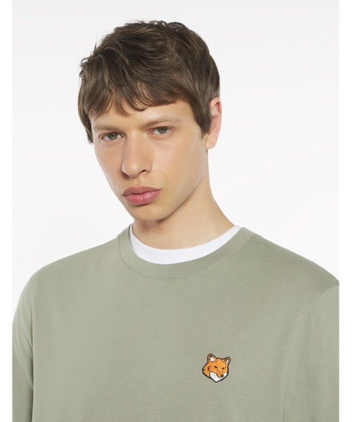 Maison Kitsune（メゾンキツネ）の「FOX HEAD REGULAR LONG SLEEVE TEE-SHIRT（Tシャツ/カットソー・メンズ・モスグリーン・XS/S/M/L/XL）」の6枚目の写真