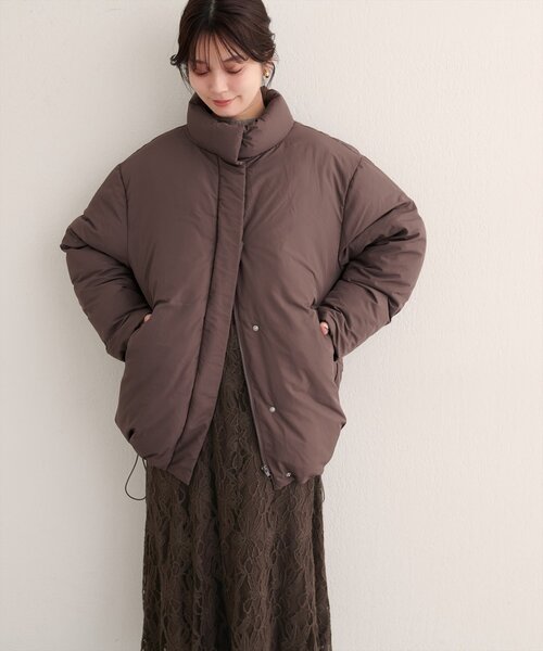 natural couture（ナチュラルクチュール）の「ノンキルト中綿ブルゾン（ブルゾン・レディース・ブラウン/アイボリー/グレイッシュベージュ/ブラック・FREE）」の4枚目の写真