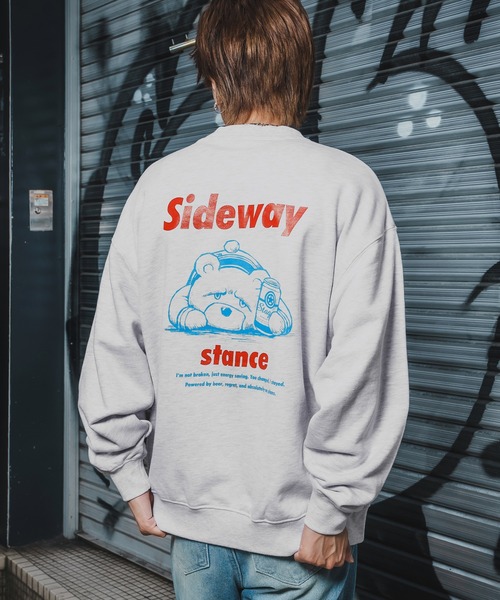 SIDEWAY STANCE（サイドウェイスタンス）の「【SIDEWAY STANCE】バリエーション プリント スウェット トレーナー（スウェット・メンズ・ブラック系/ブラック/ホワイト系1/ライトグレー系1/ホワイト系/グレー系2/ライトグレー系2/ブラック系3/ブラック系1/ライトグレー/グレー/ブラック系2/ホワイト系3/グレー系・LARGE/MEDIUM/SMALL/X-LARGE）」の11枚目の写真