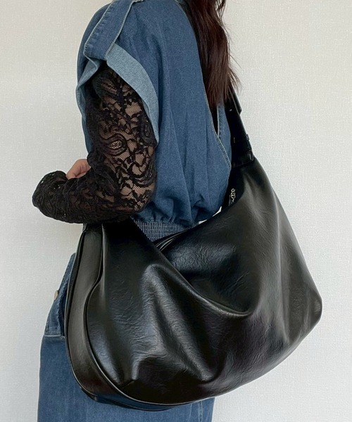 AMAIL（アマイル）の「Simple Big Bag（ショルダーバッグ・レディース・ブラック・FREE）」の11枚目の写真