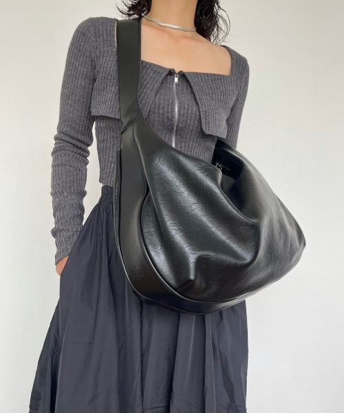 AMAIL（アマイル）の「Simple Big Bag（ショルダーバッグ・レディース・ブラック・FREE）」の3枚目の写真