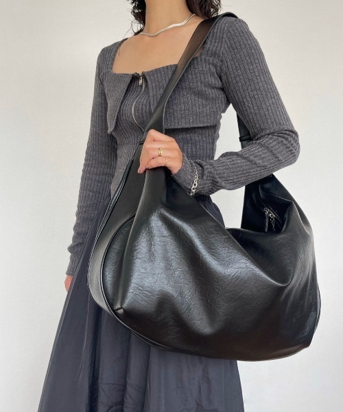 AMAIL（アマイル）の「Simple Big Bag（ショルダーバッグ・レディース・ブラック・FREE）」の6枚目の写真