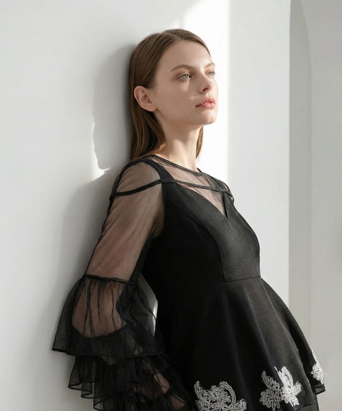 LEJA ブラック フリル袖 パーティードレス Leja（レジャ） ドレス 「LEJA」フリルボレロフラワーレースIライン