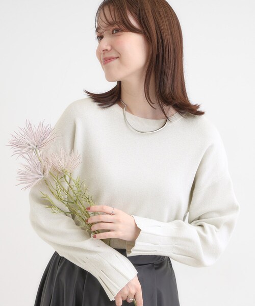 DRESKIP（ドレスキップ）の「【S-LL】お袖タックが女性らしさをプラス 華やかラメニット（ニット/セーター・レディース・ゴールド/ネイビー/パープル/シルバー・02/01/04/03）」の4枚目の写真