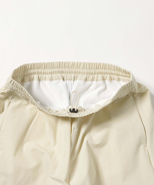BEAMS GOLF(ビームスゴルフ)の「ORANGE LABEL / インナー付き フレア ショートパンツ(撥水・UVカット)(その他パンツ・レディース・ブラック/ホワイト系その他5/オリーブ・LARGE/MEDIUM/SMALL)」の20枚目の写真