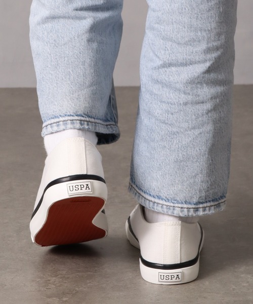 U.S. POLO ASSN.(ユーエスポロアッスン)の「【U.S. POLO ASSN./ユーエスポロアッスン】キャンバス ワンポイントローカットスニーカー(スニーカー・レディース・ホワイト/ブラック・22.5cm/23.0cm/23.5cm/24.0cm/24.5cm/25.0cm)」の12枚目の写真