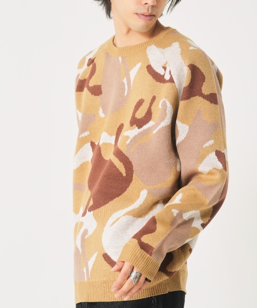 CORISCO（コリスコ）の「アニマルカモフラ柄ニット(M1)（ニット/セーター・メンズ・カーキ系2/ベージュ系1/グレー系2/カーキ系1/ベージュ系2/グレー系1・X-LARGE/LARGE/MEDIUM）」の14枚目の写真